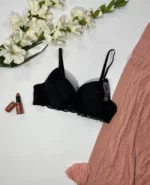 سوتین دانتل